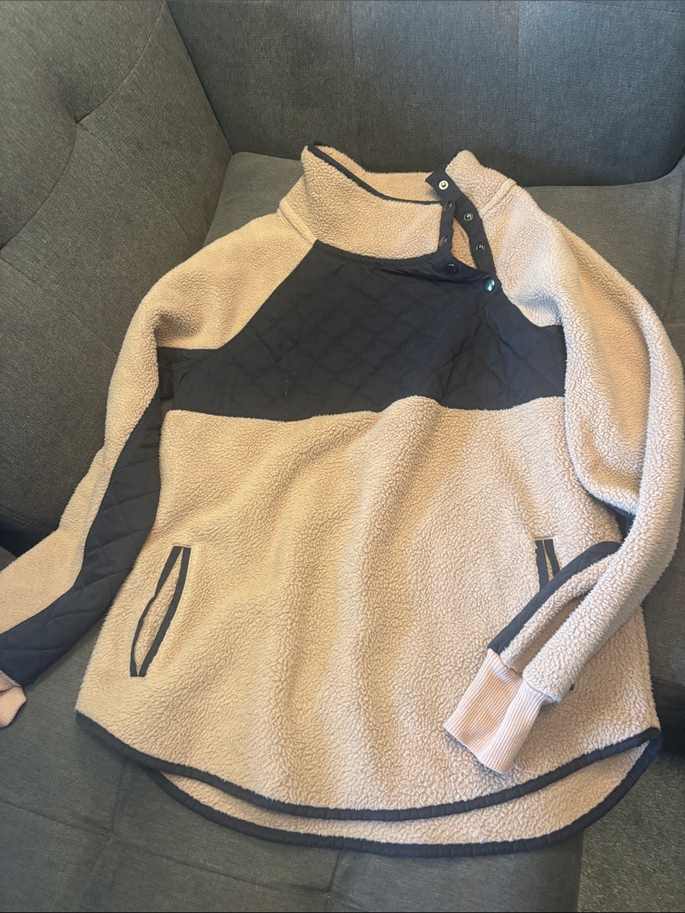 Abercrombie & Fitch Tan Sherpa Pullover with Black Trim